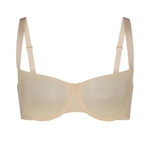 SKIMS No Show Unlined Balconette Bra